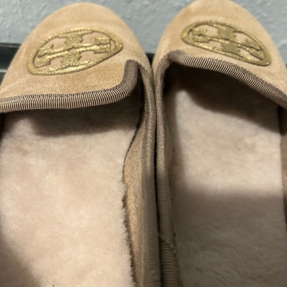 Tory Burch Billy Real Suede Shearling Slippers Logo 8 - Picture 9 of 12